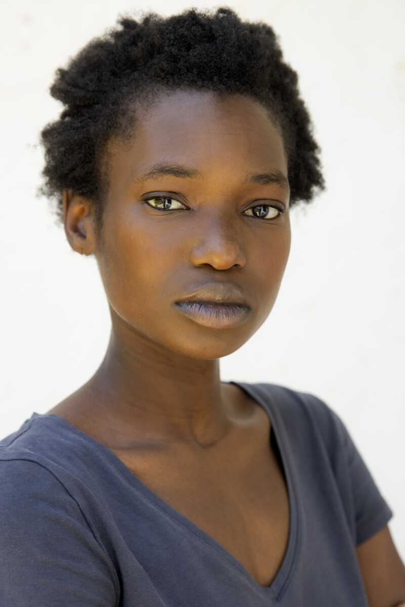 Edith MArtínez-Val – STA Talent Agency