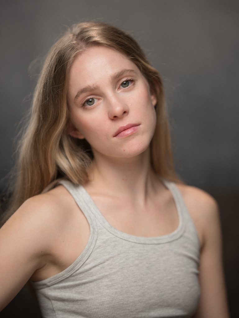 Paula Womez – STA TAlent Agency