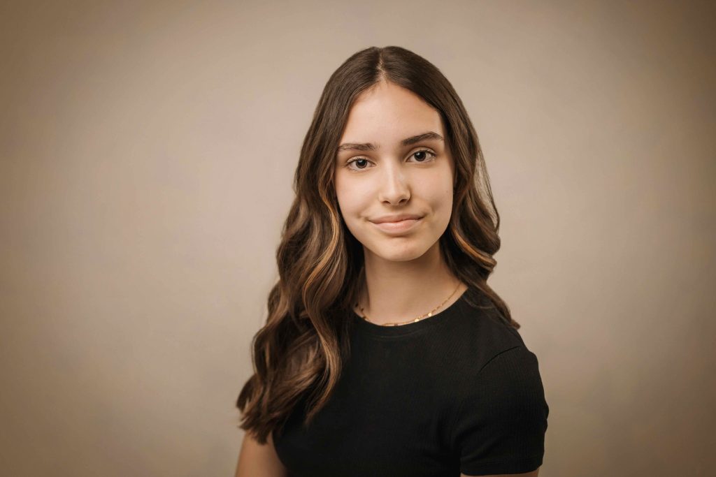 Silvia Luna | STA Talent Agency