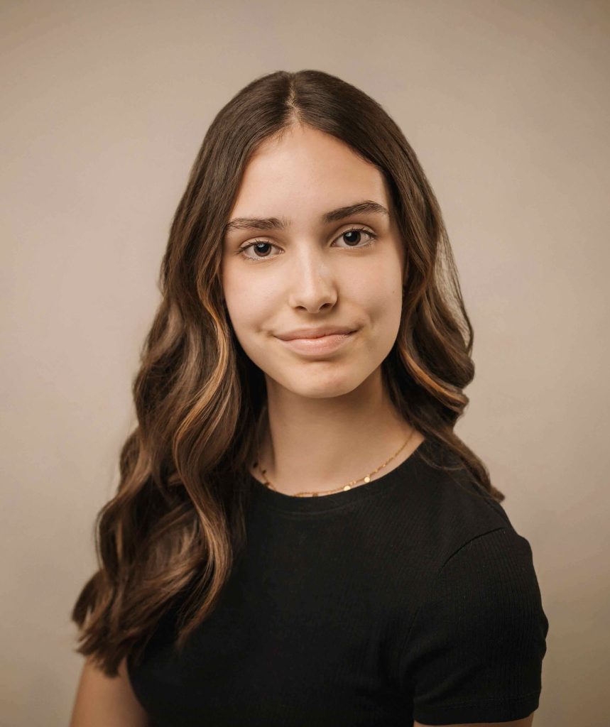 Silvia Luna | STA Talent Agency