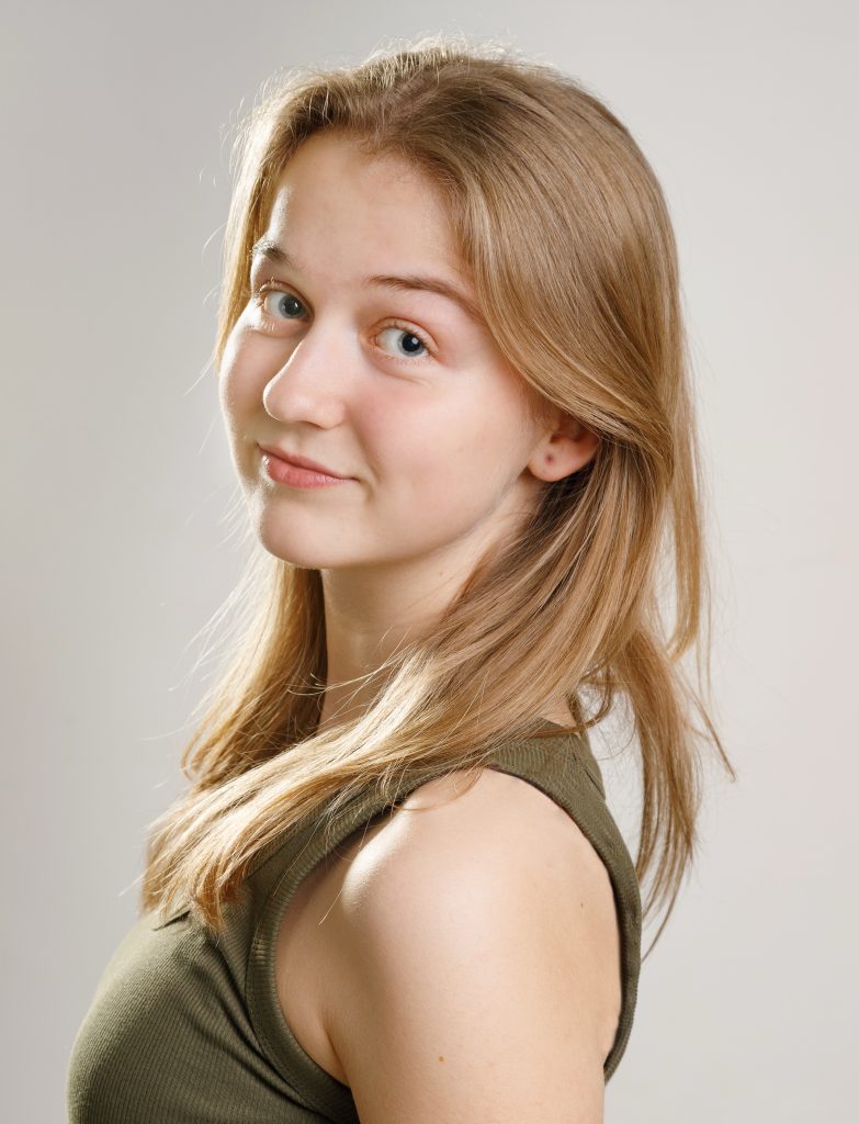 Alicia Dumas – STA Talent Agency