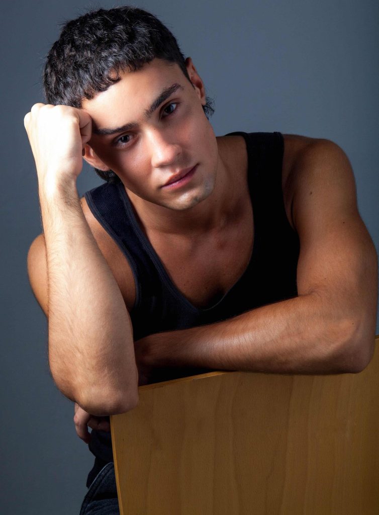 Héctor_Doncell_STA_Talent_Agency