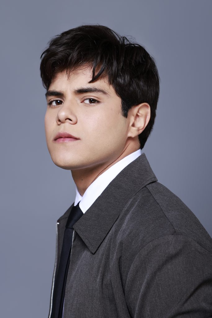 Julián_Calderón_STA_Talent_Agency