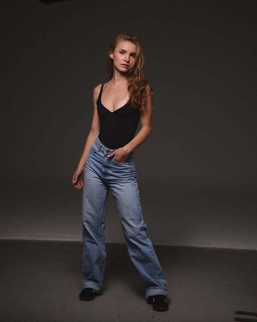 Alexandra Chereches – STA Talent Agency