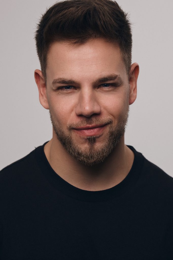 Gaby_del_Castillo_STA_Talent_Agency